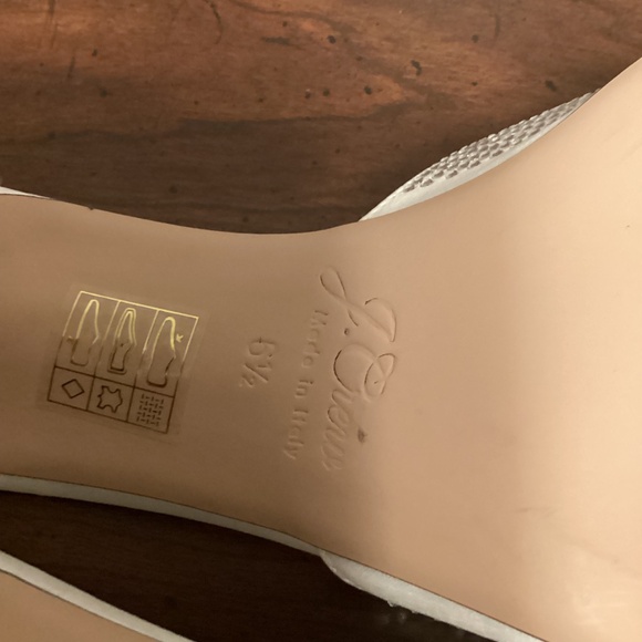 J.CREW LEATHER SLIP ON SANDALS WITH KITTY HEELS WITH SILVER RHINESTONE SZ 6.5 - Picture 11 of 11